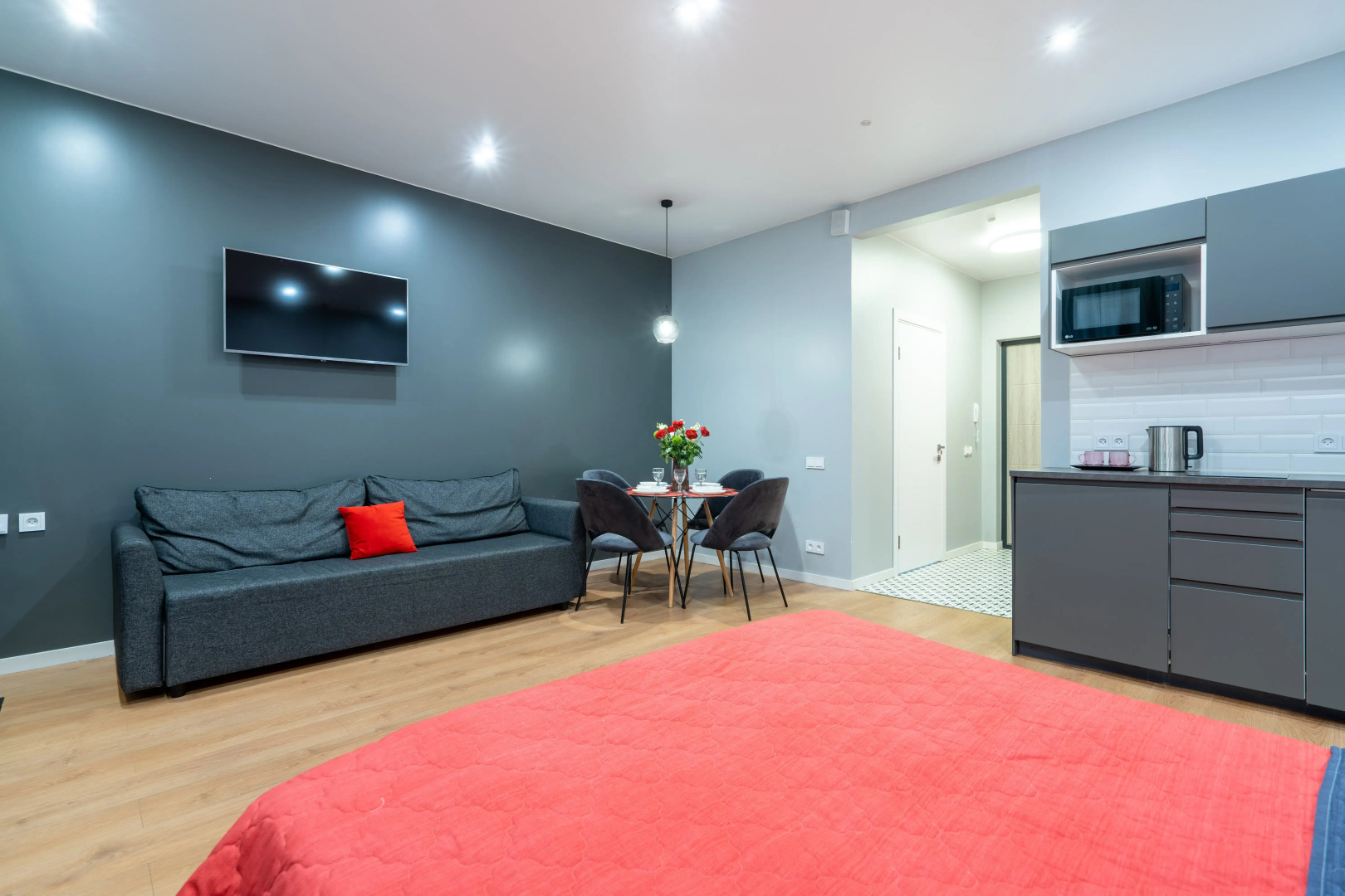 Апартаменты Охта «КраСКИ»