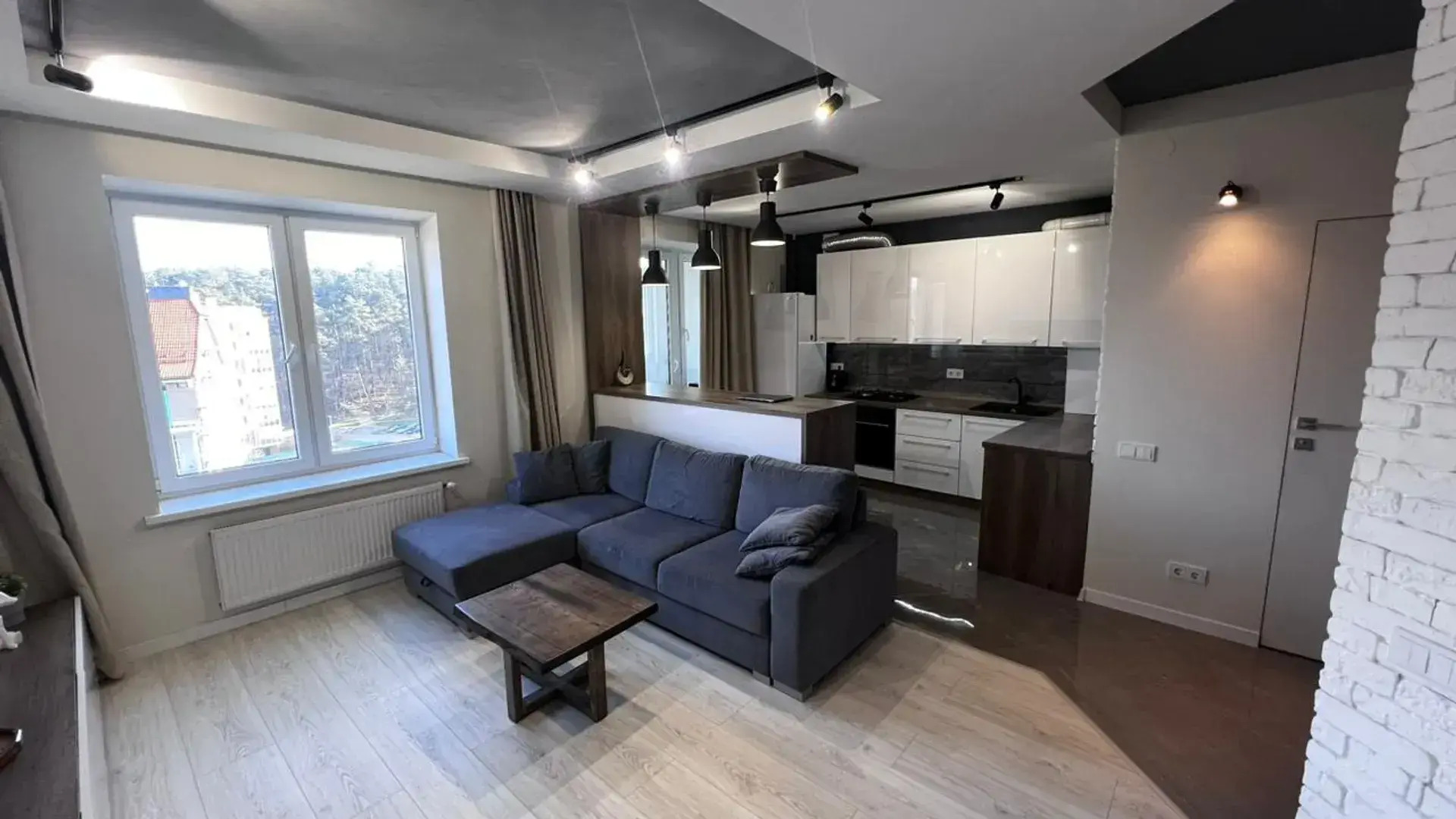 Апартаменты Стильная студия на побережье