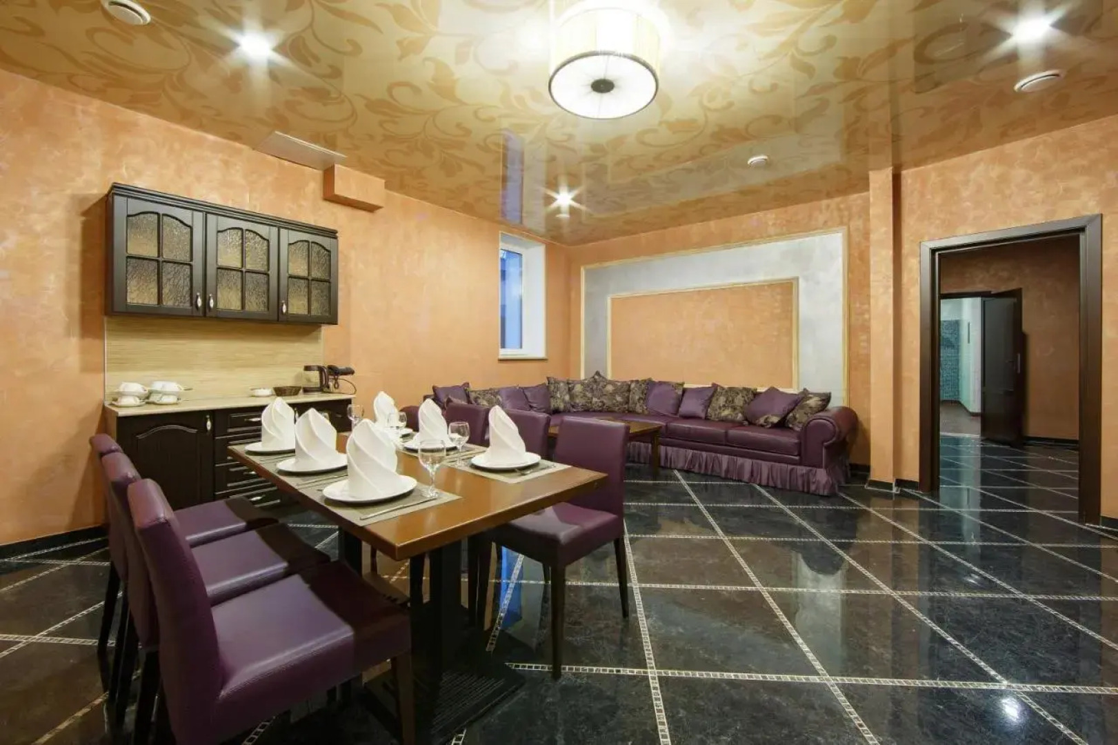 Отель Аквамарин