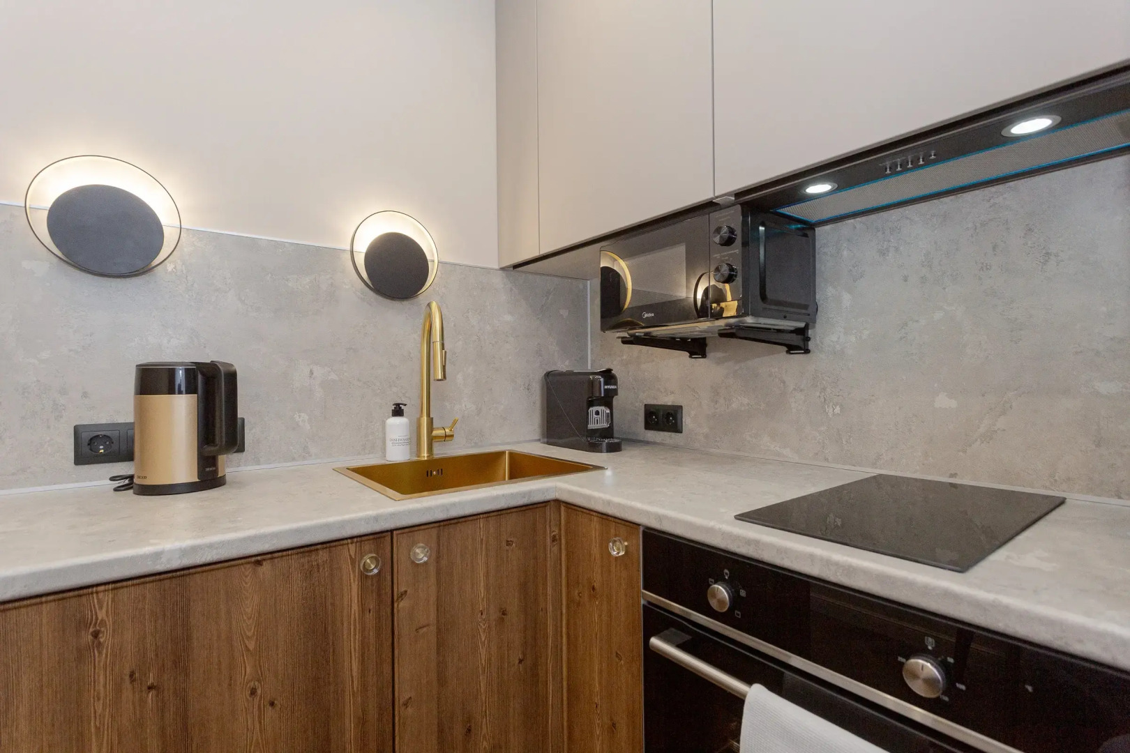 Квартира Роскошная двухкомнатная квартира комфорт-плюс в Академгородке