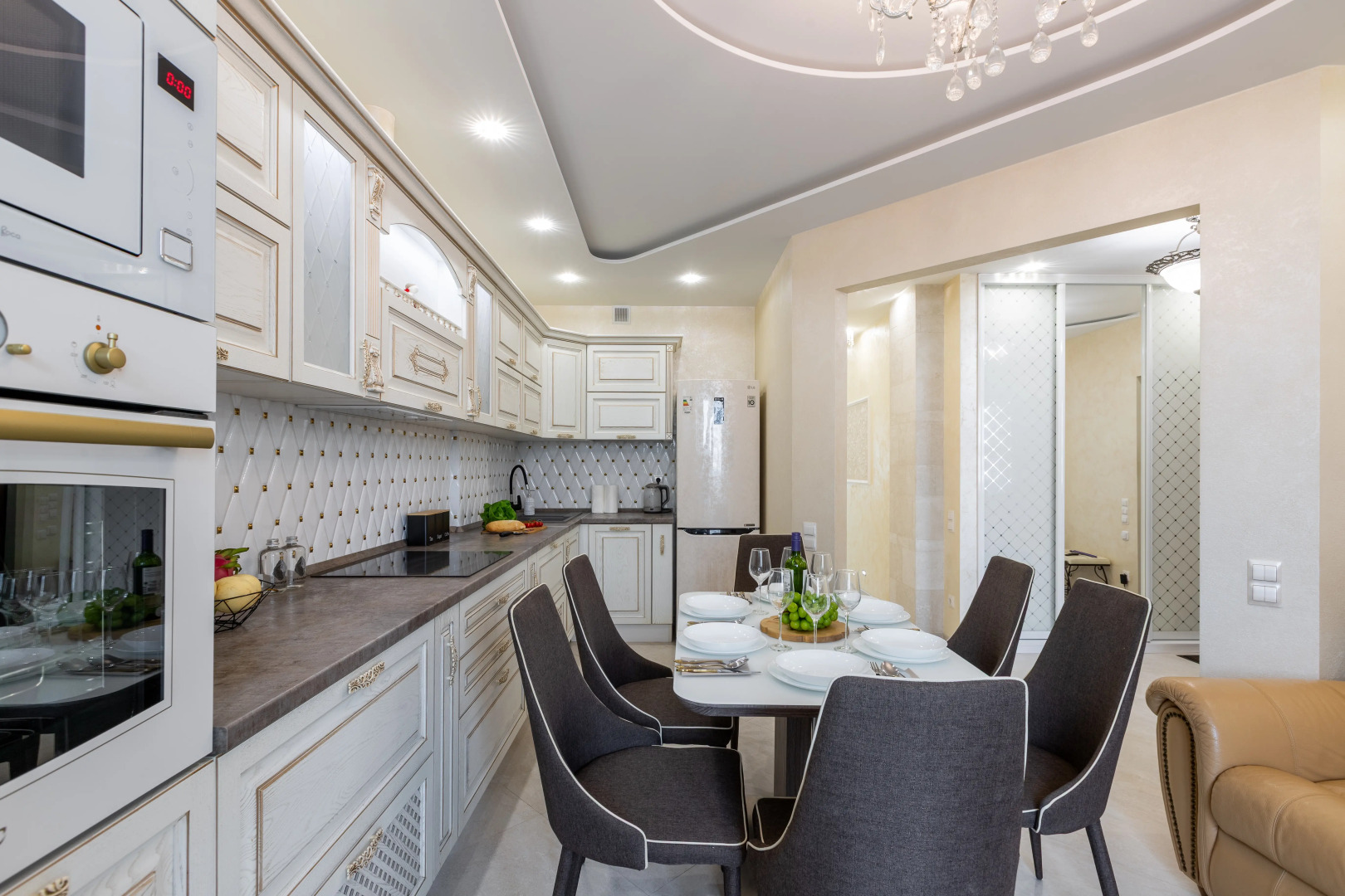 Апартаменты Модерн с просторной кухней