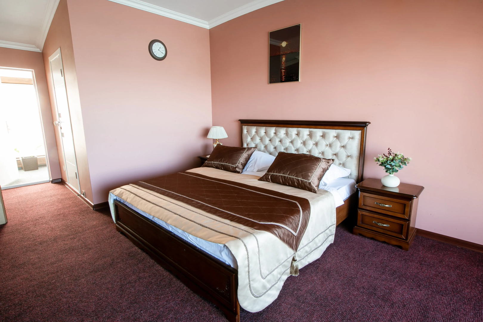 Отель Белый Медведь