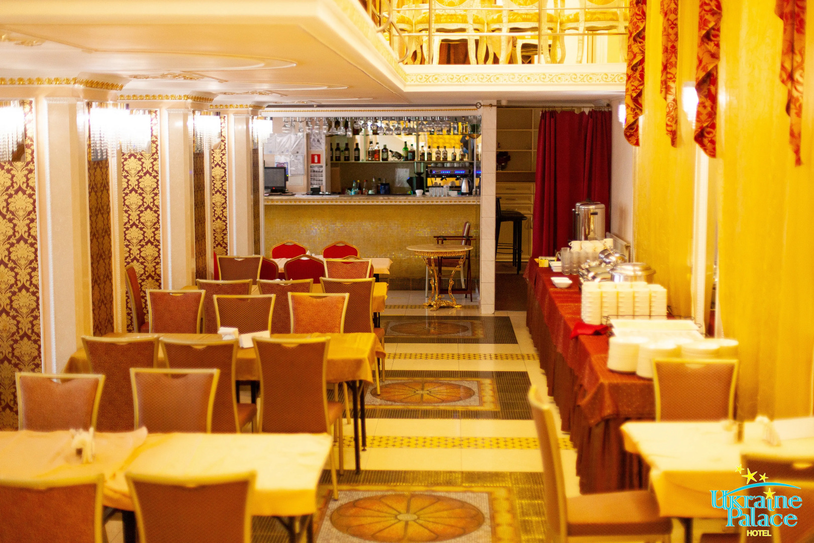 Отель Палас