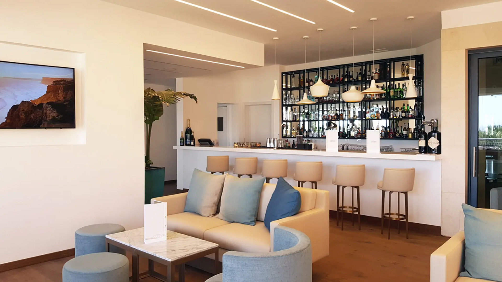 Отель Cascade Wellness Resort