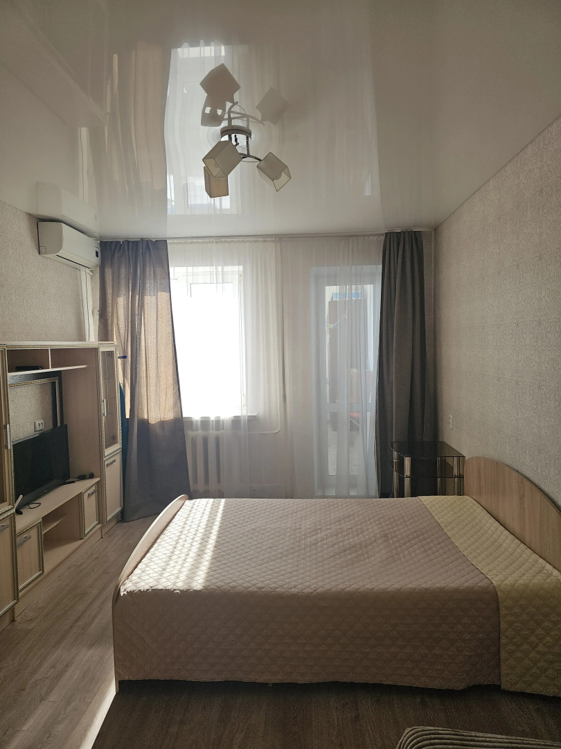 Квартира Ленинградская 25