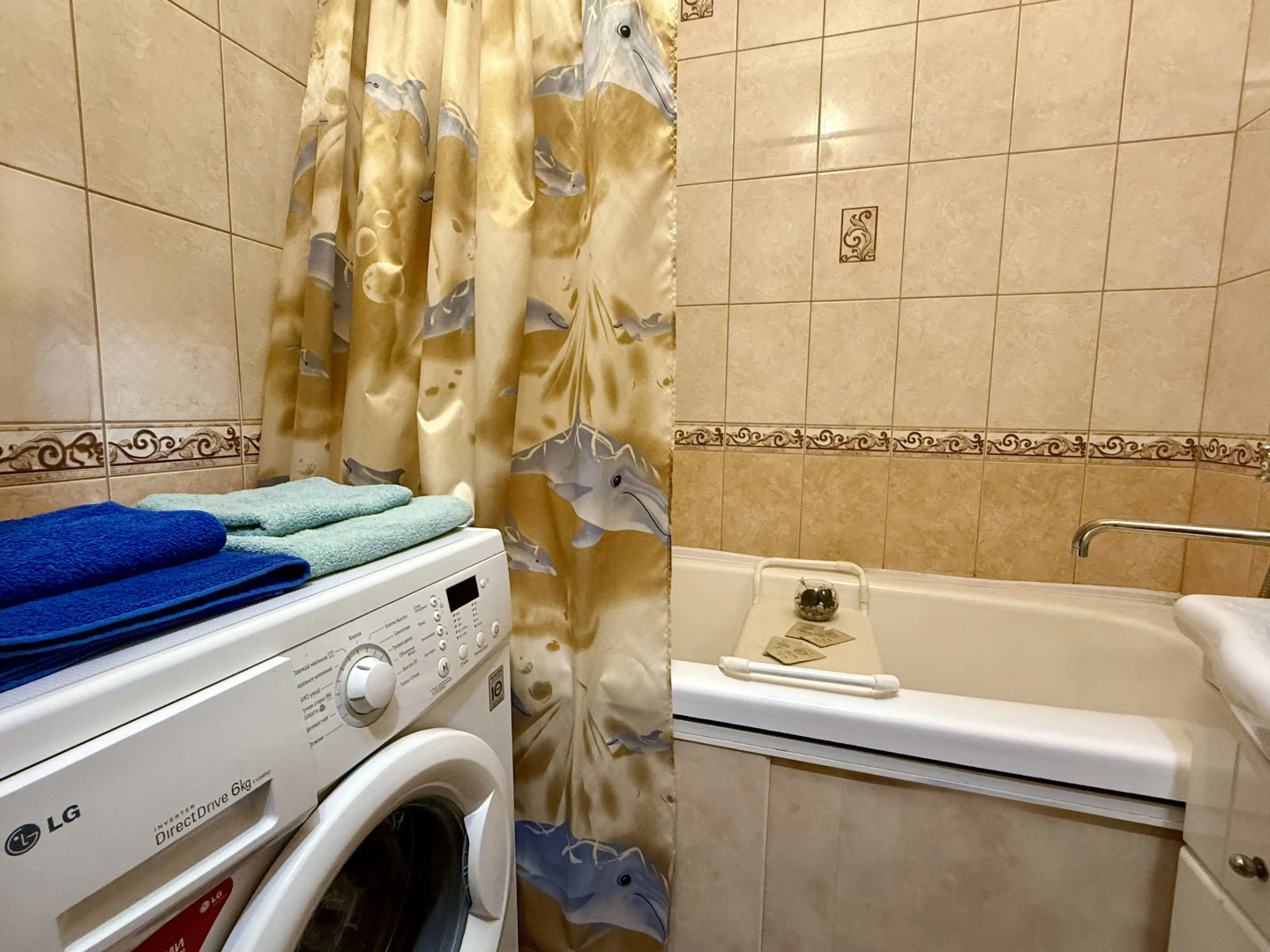 Квартира Двухкомнатная Your Home