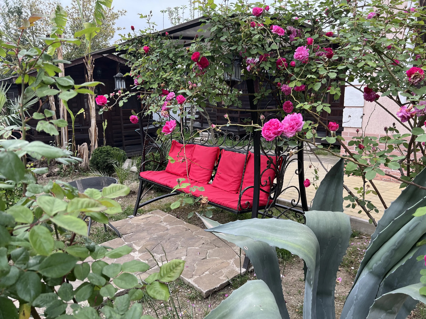 Бунгало Коттеджи в Гагре