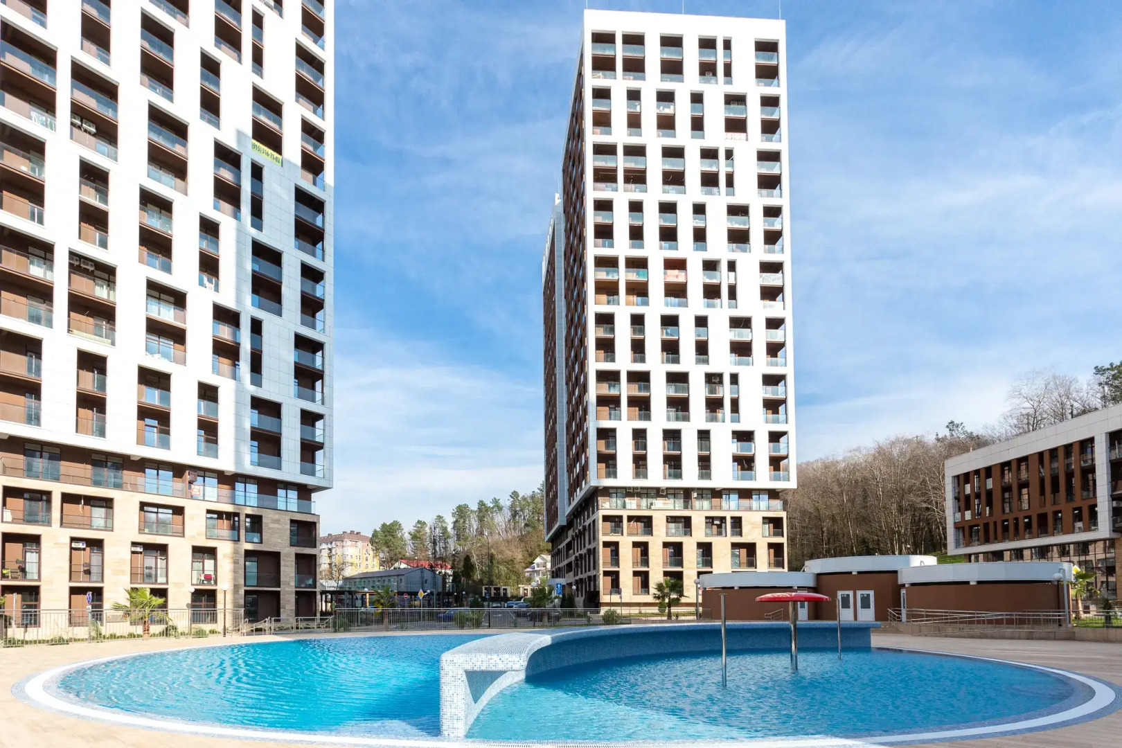 Студия с балконом и видом на горы. Аллея 392