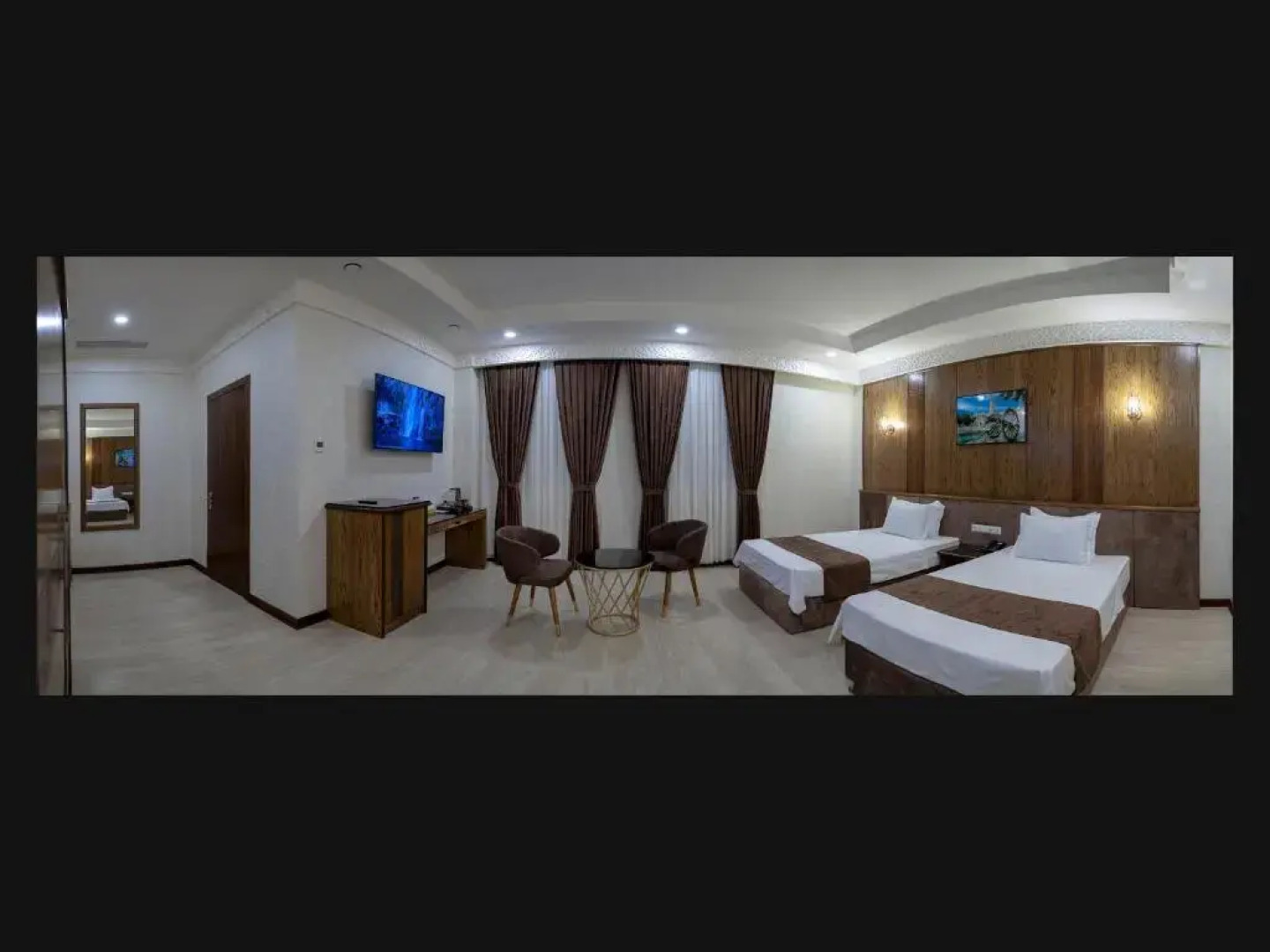 Отель Paradise Plaza Luxury