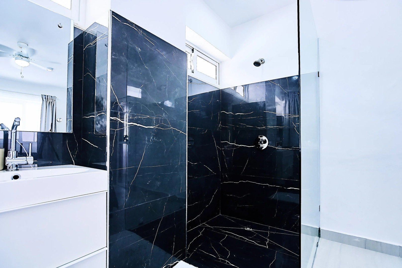 Апартаменты Unforgettable 3BR for rent – on Los Corales Beach