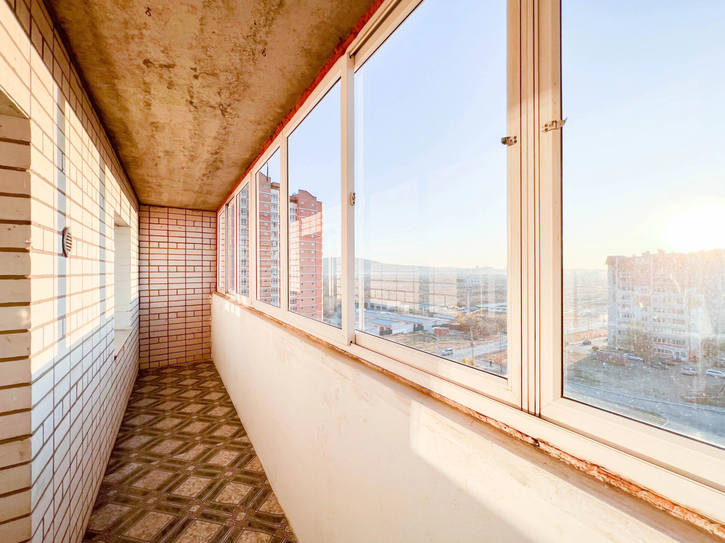 Квартира Просторная двухкомнатная квартира с раздельными комнатами