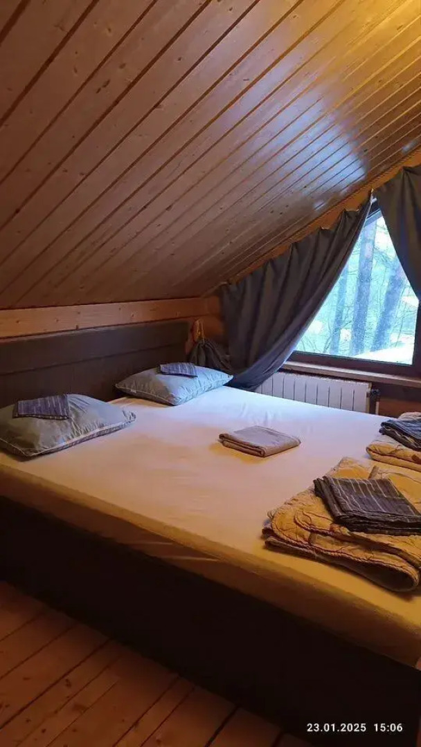 Частный дом на берегу Лемболовcкого озеpа