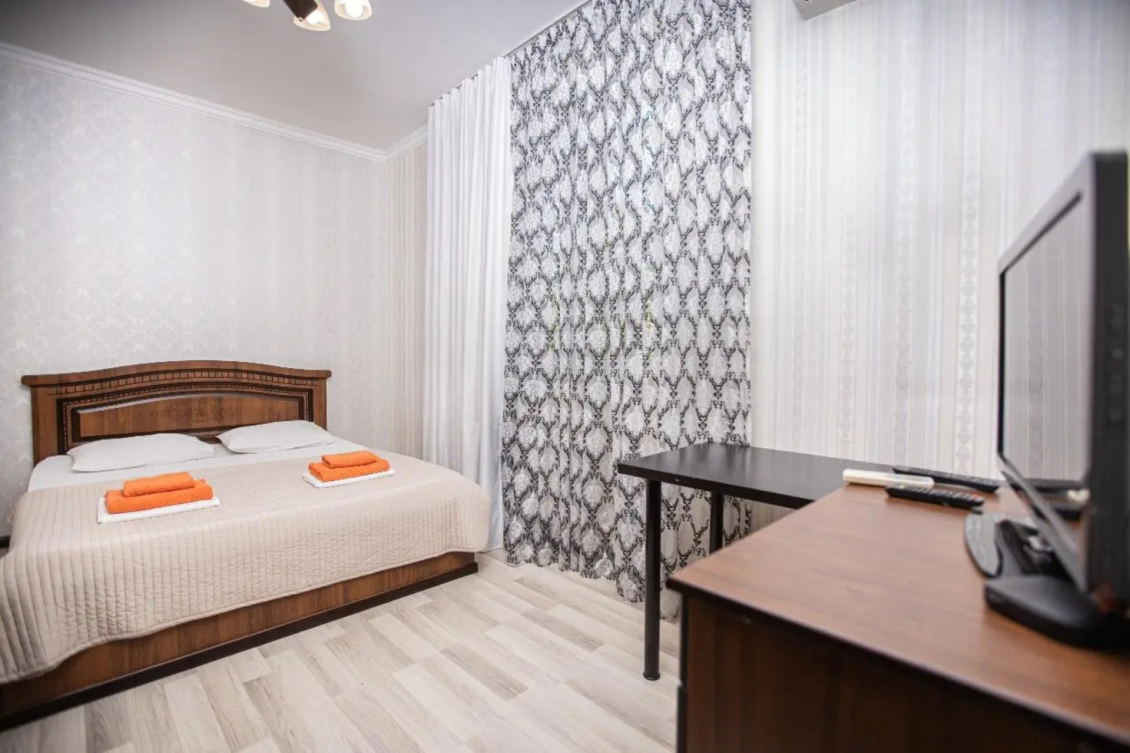 Коттедж в Сириусе у Моря на 11 Человек