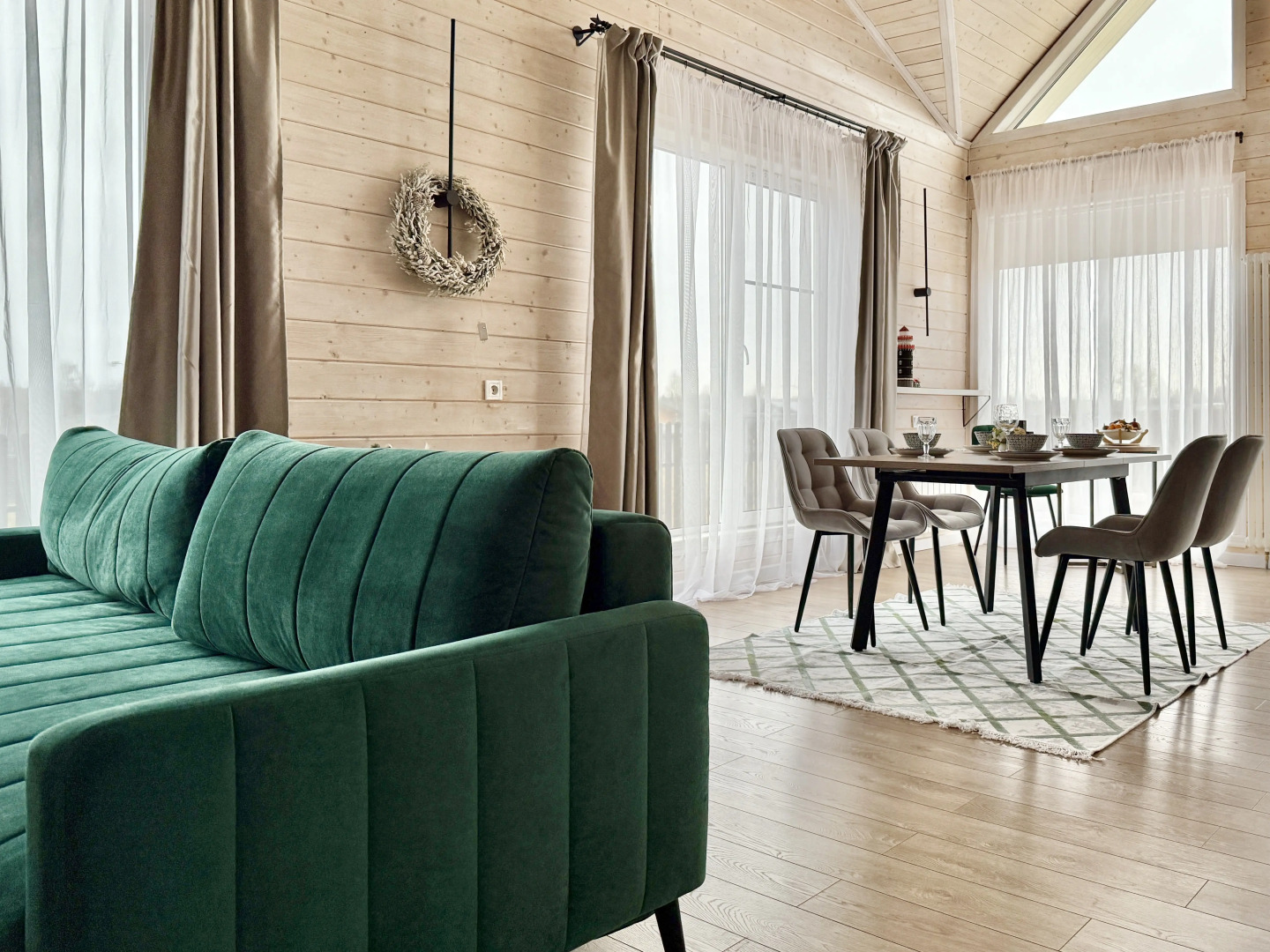 Частный дом Частный уютный дом от Sheluha House