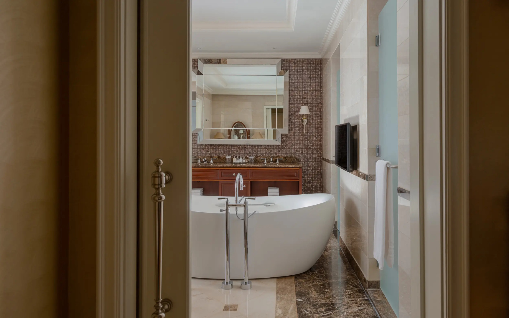 Лотте Отель Москва