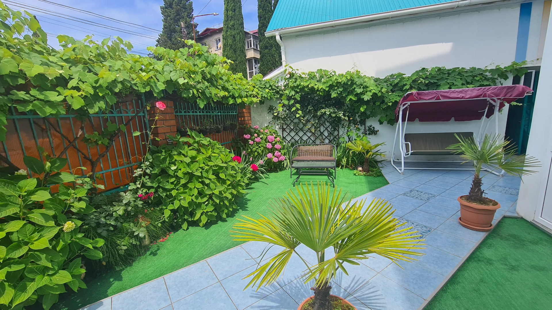 Гостевой дом Уют Лоо