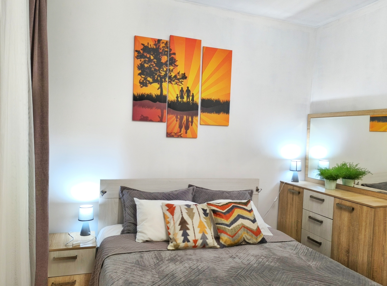 Двухкомнатная Квартира в Центре с Видом на Город и на Горы