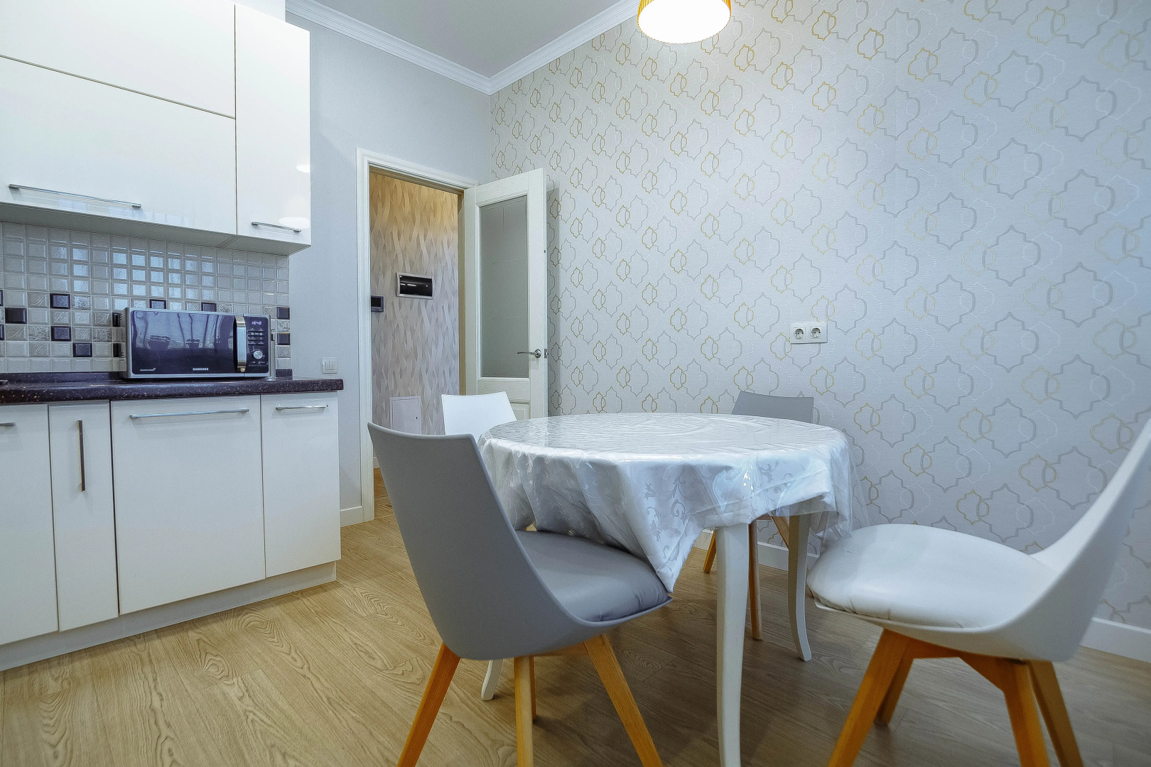 Апартаменты полноценные 2 комнатные возле Трц Хан Шатыр