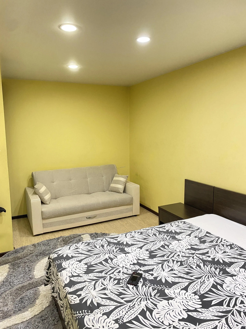 Квартира рядом с Зоопарком и ЖД вокзалом