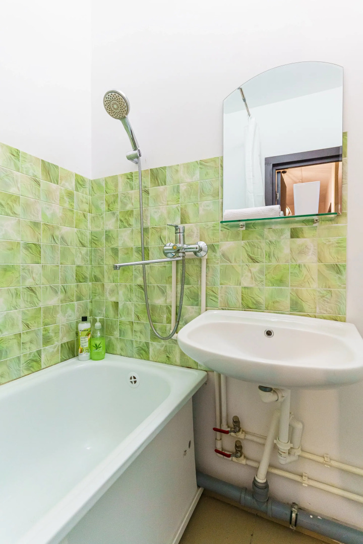 Апартаменты двух-комнатные в центральном районе Новороссийска от LetoApart