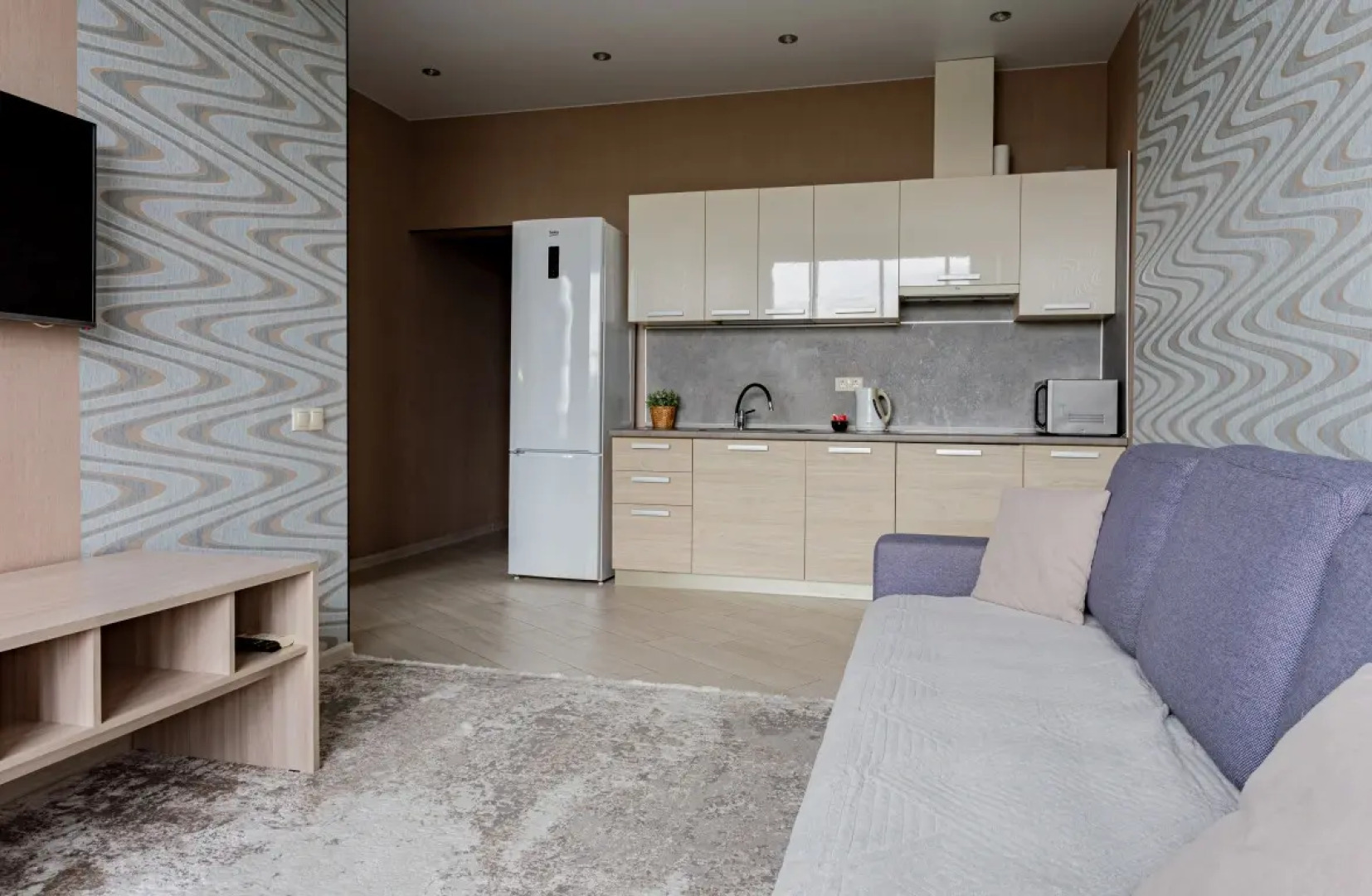 Апартамент Солнечный в центре Сочи у моря с балконом