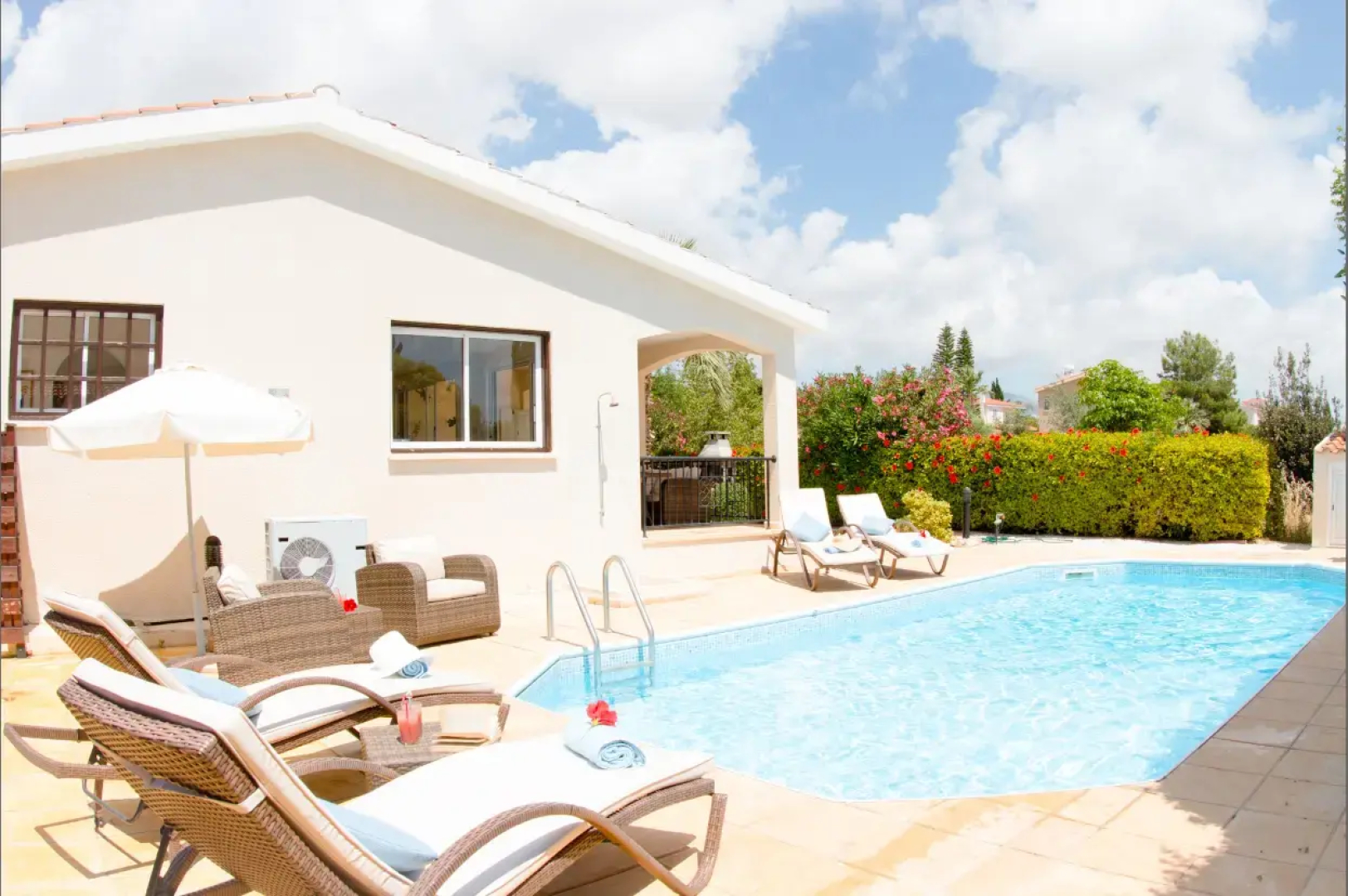 Вилла Bungalow Mikaella