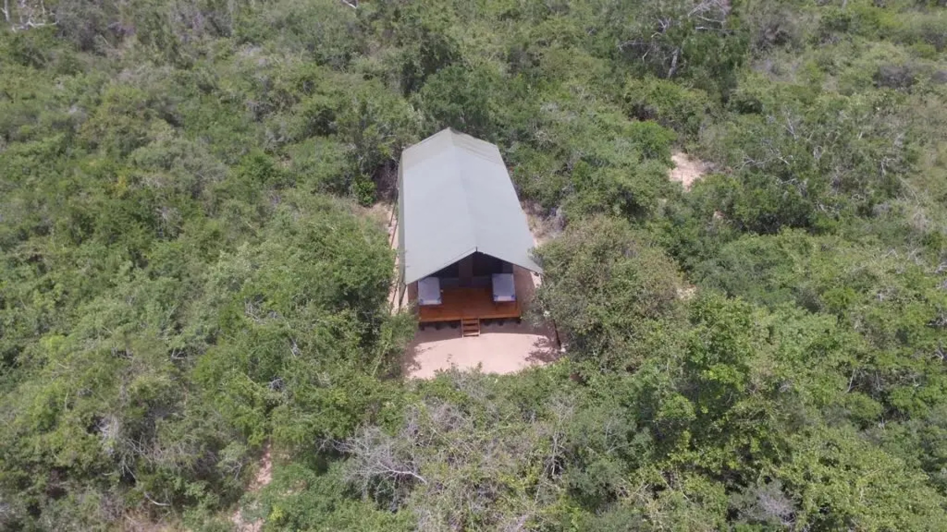 Topan Yala – Luxury Tented Safari