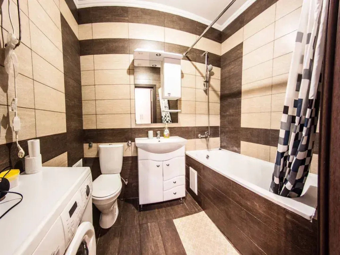 Апартаменты Хом-Сити на Фабричной 9