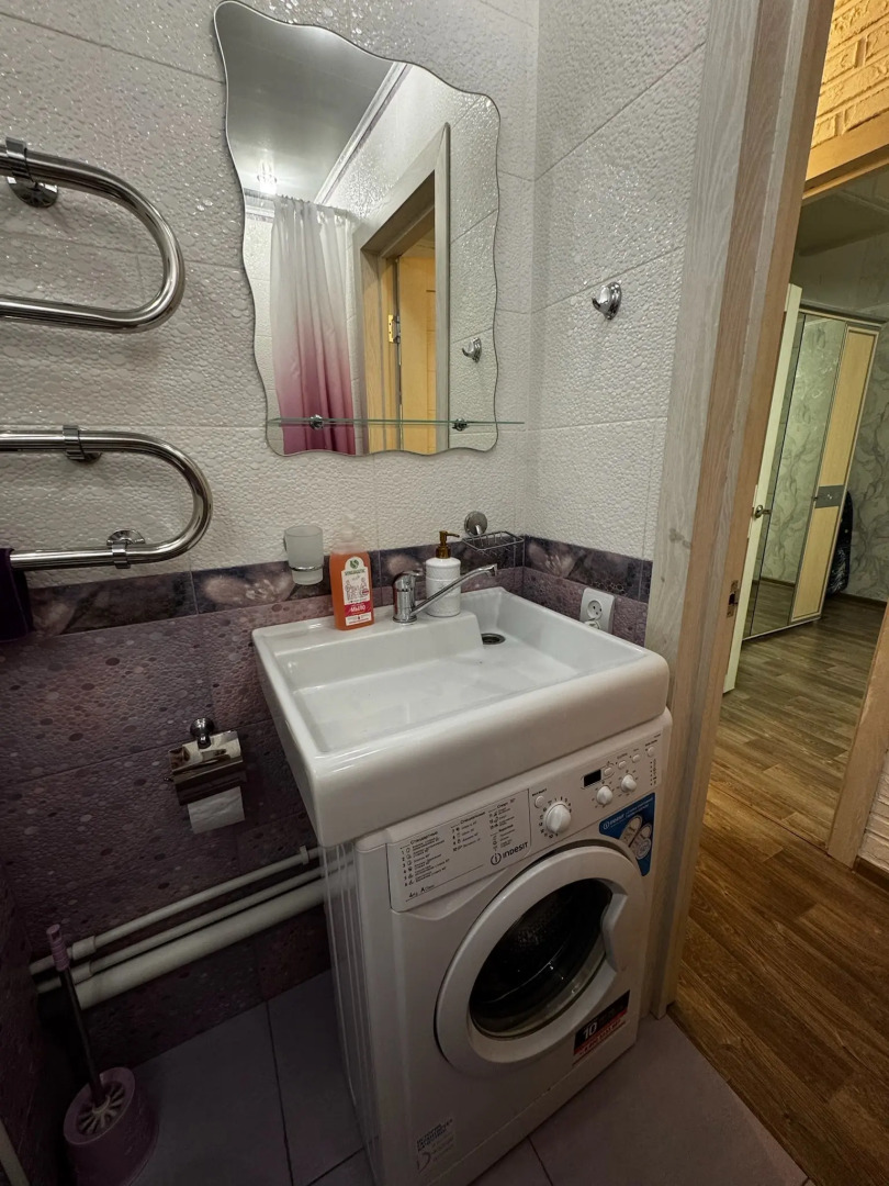 Квартира Свободы 8-26