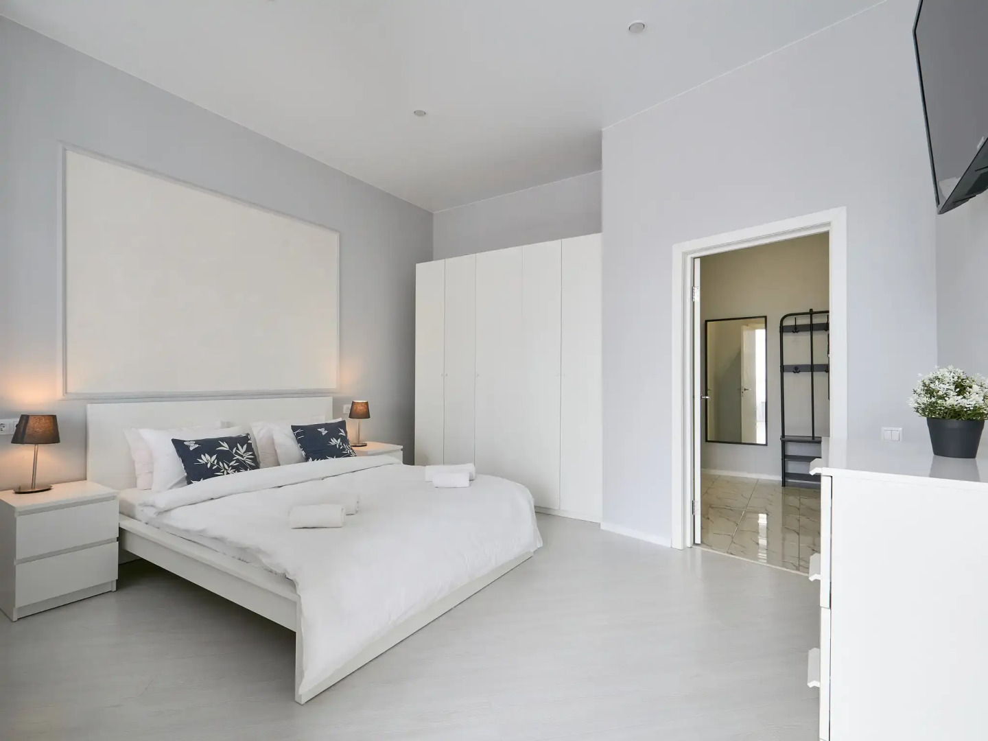 Апартаменты Шафран Ирины Савельевой - В центре у курортного бульвара - Закрытый двор