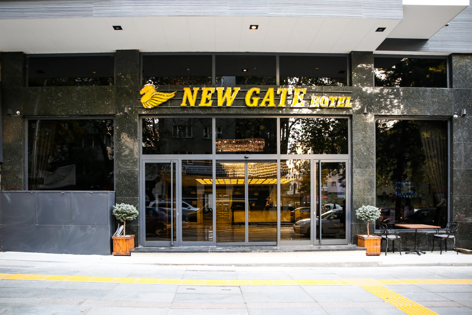 New Gate Hotel