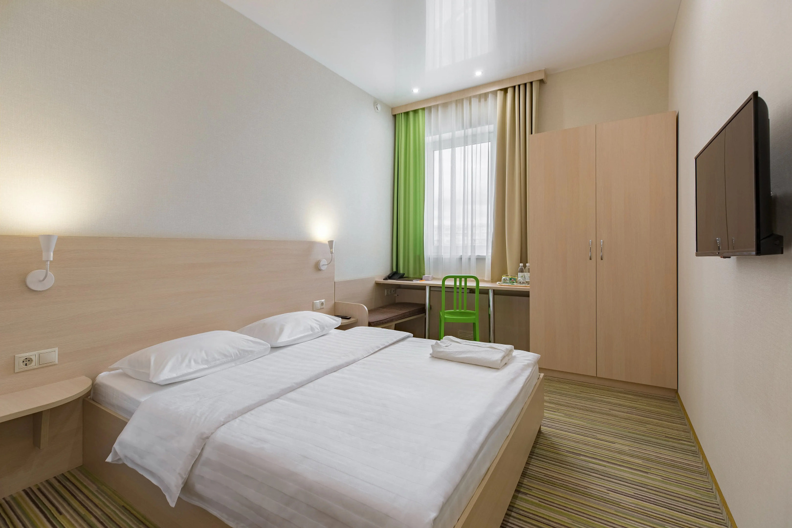 Отель Опен Сити