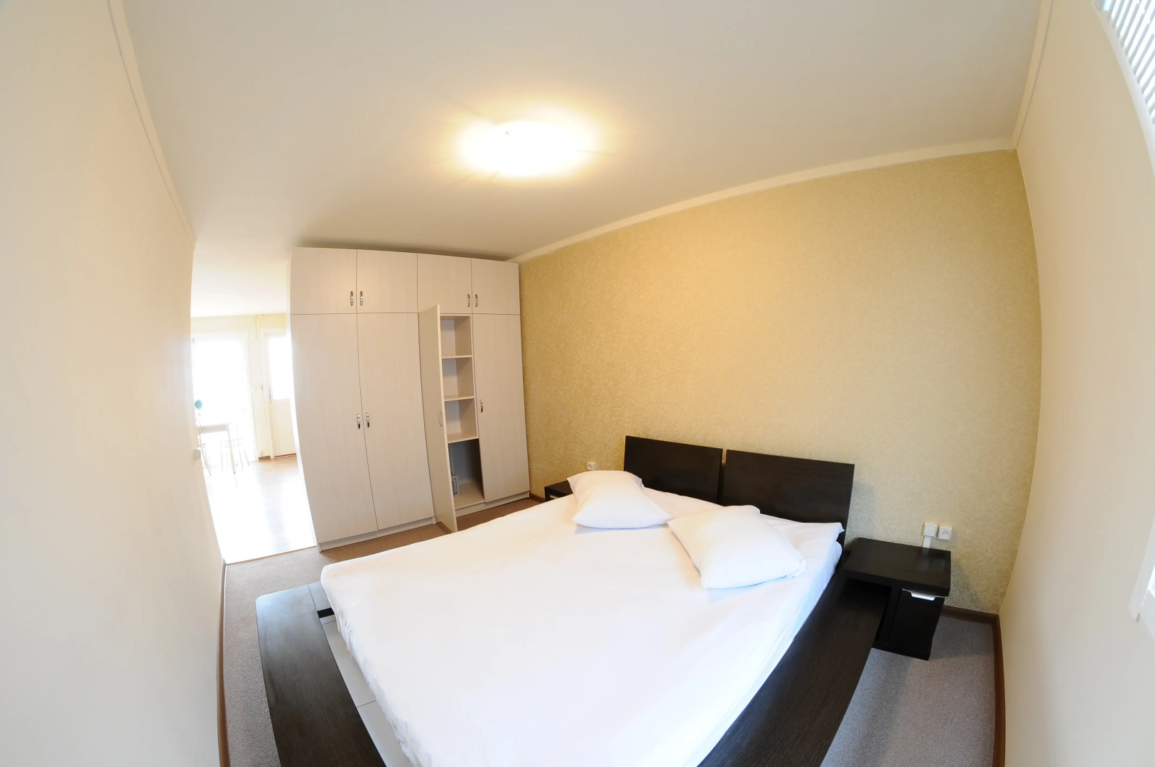 Отель Cross Resort