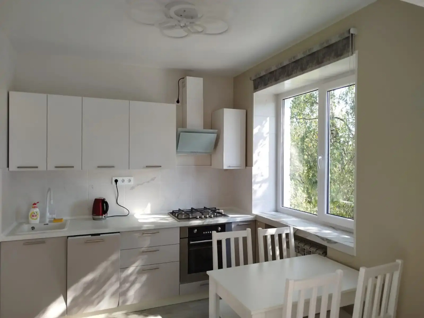 Квартира Чистая и с хорошим ремонтом