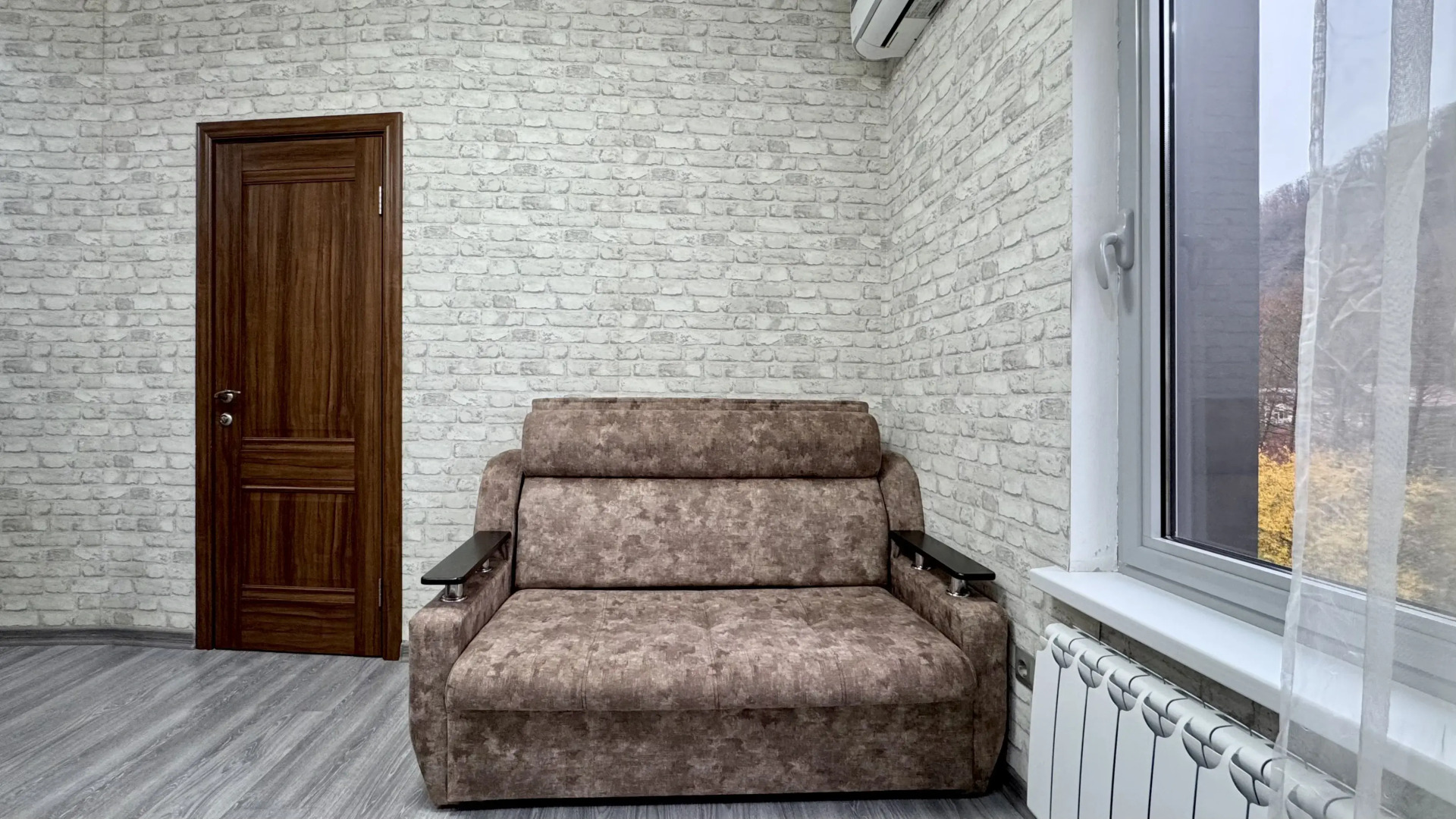 Квартира с отдельной спальней и видом на горы на Березовой 28/1 Я на море