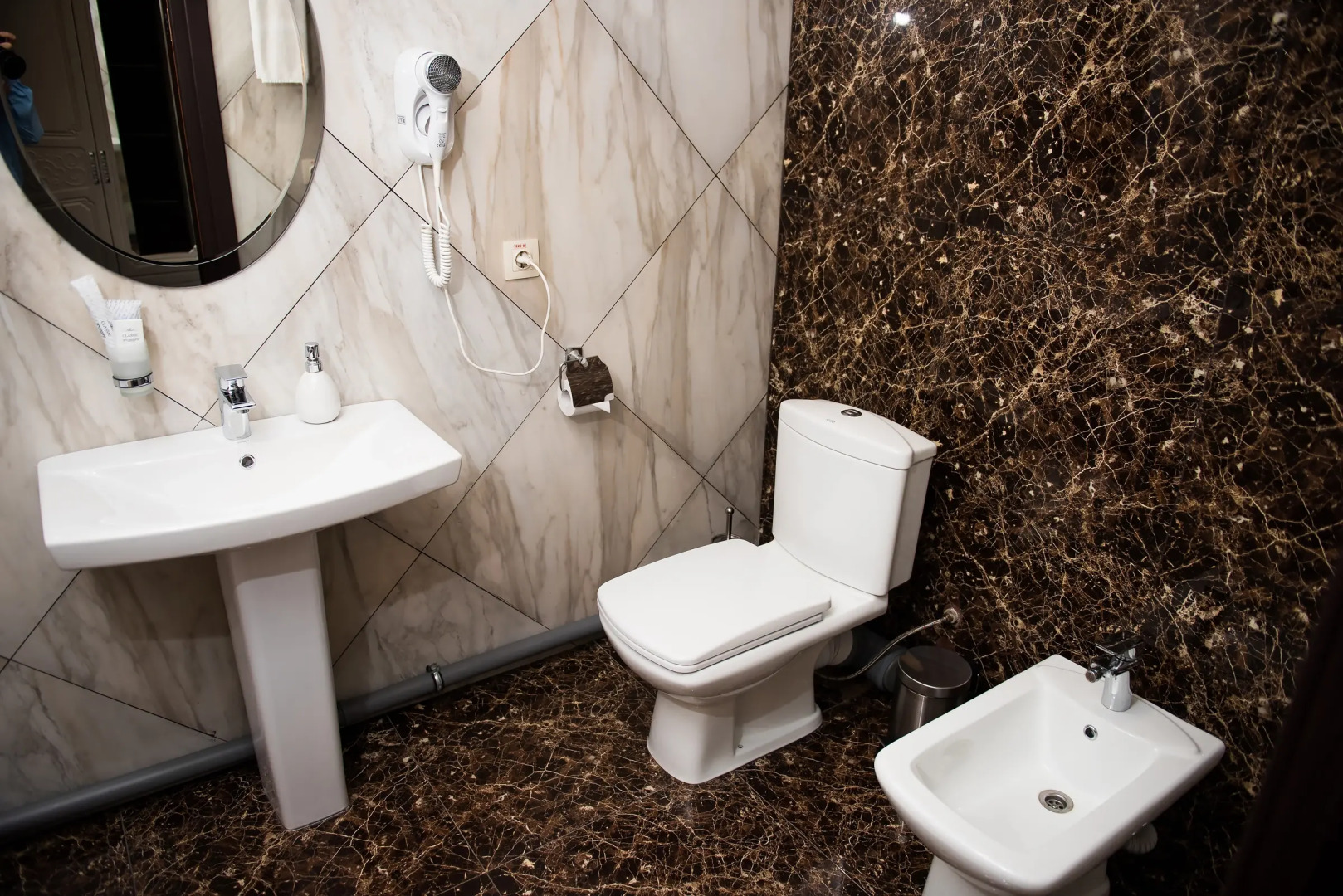 Отель Белая Акация