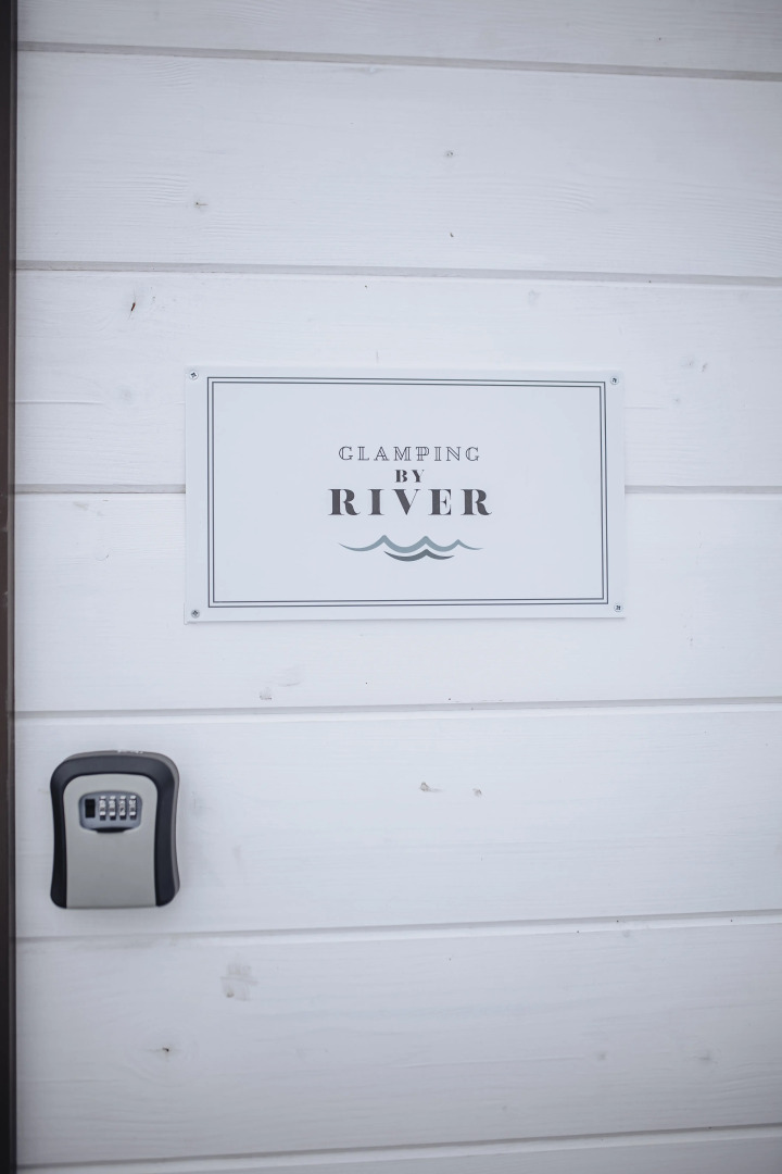 Частный дом Glamping by river