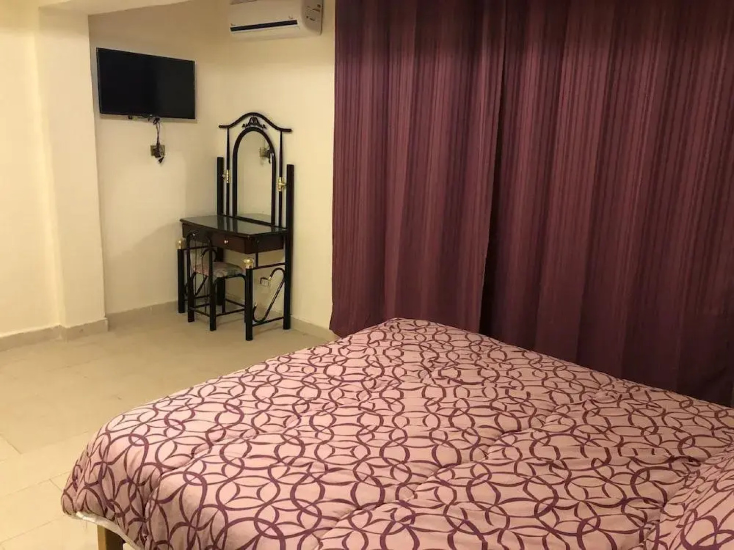 Апартаменты Sultan Hadaba Near Farsha