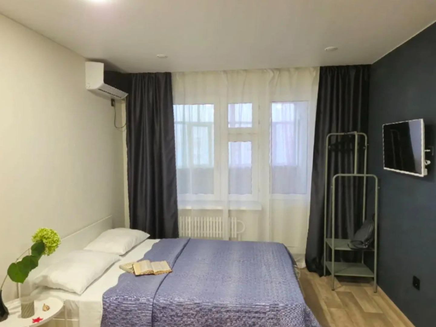 Апартаменты Возле Парка Белые Цветы