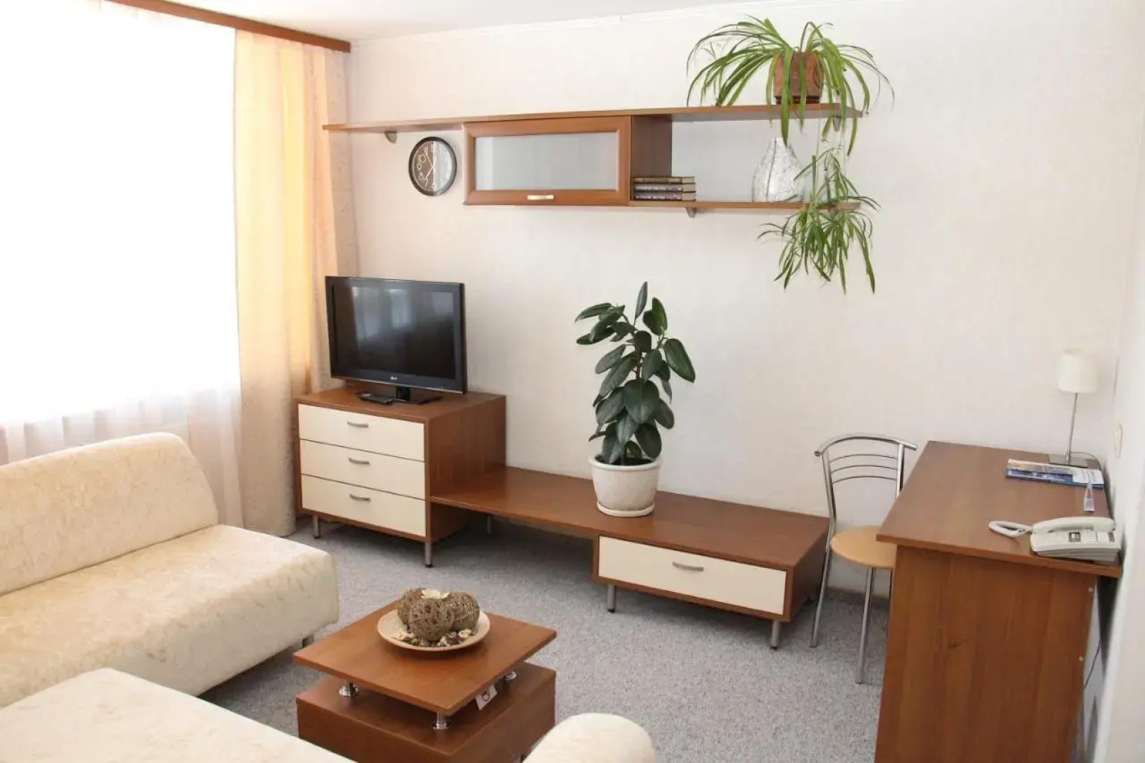 Отель Надеждинский