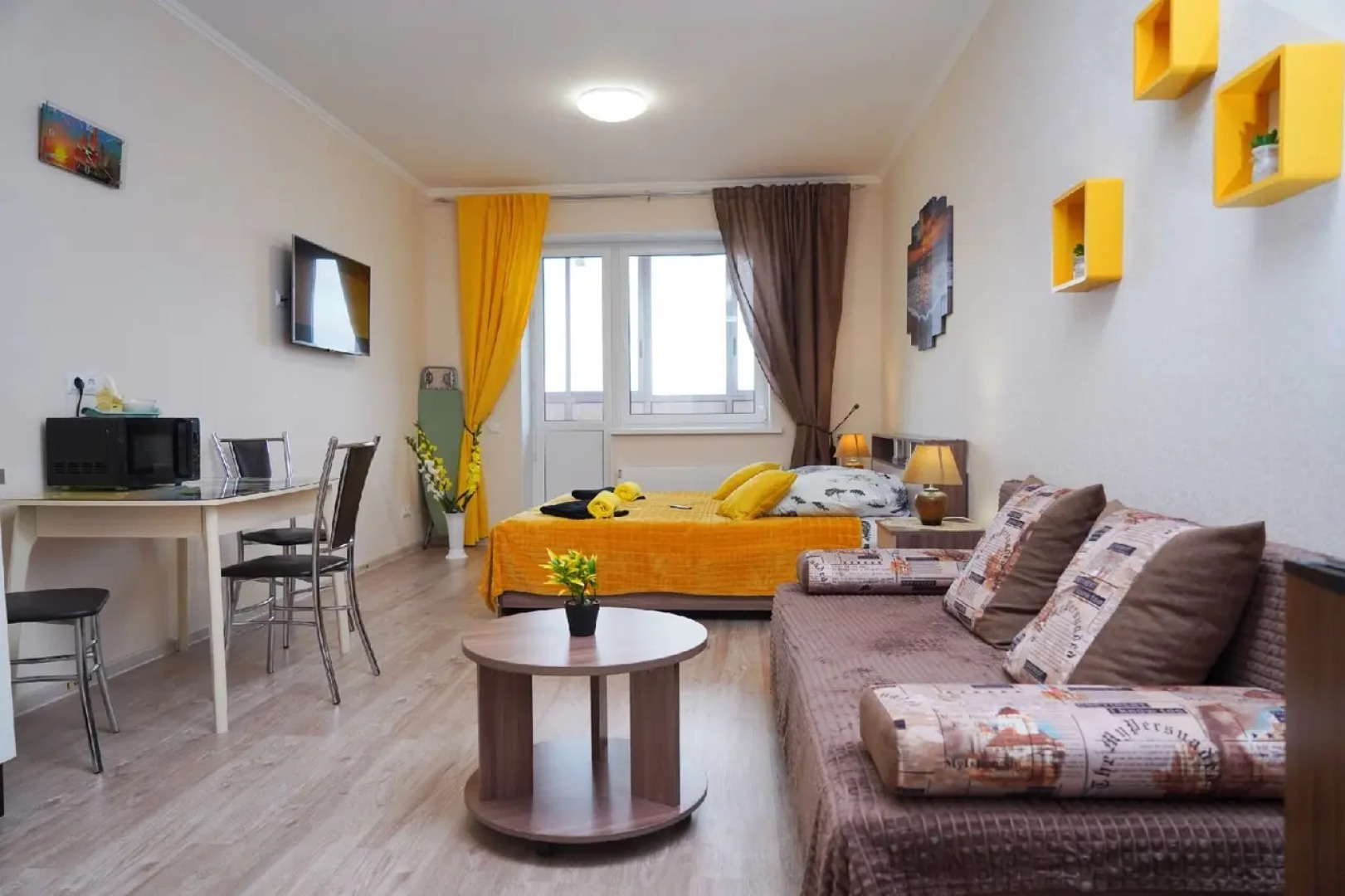 Апартаменты на Коминтерна