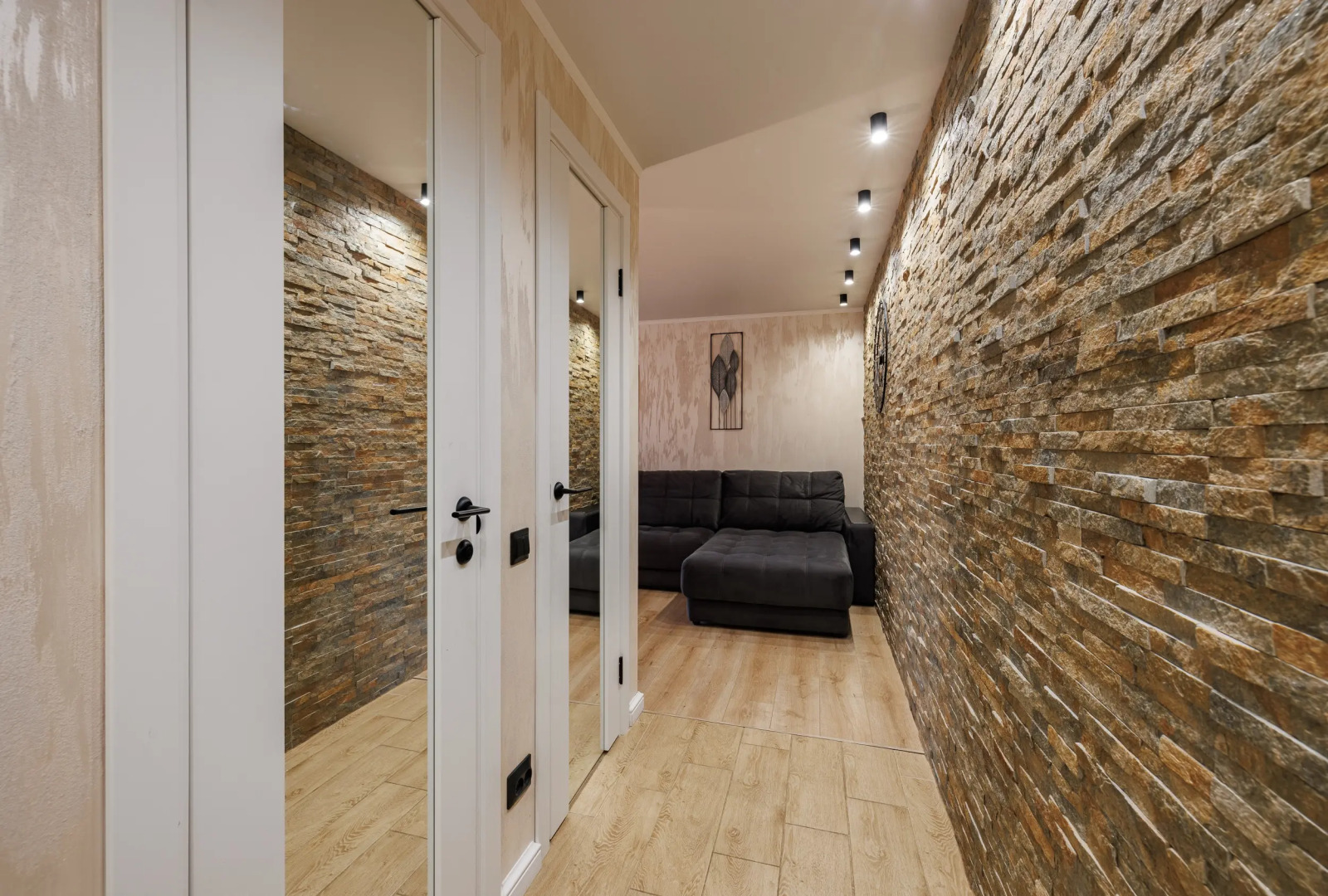 Квартира Люкс на Сойфера 13