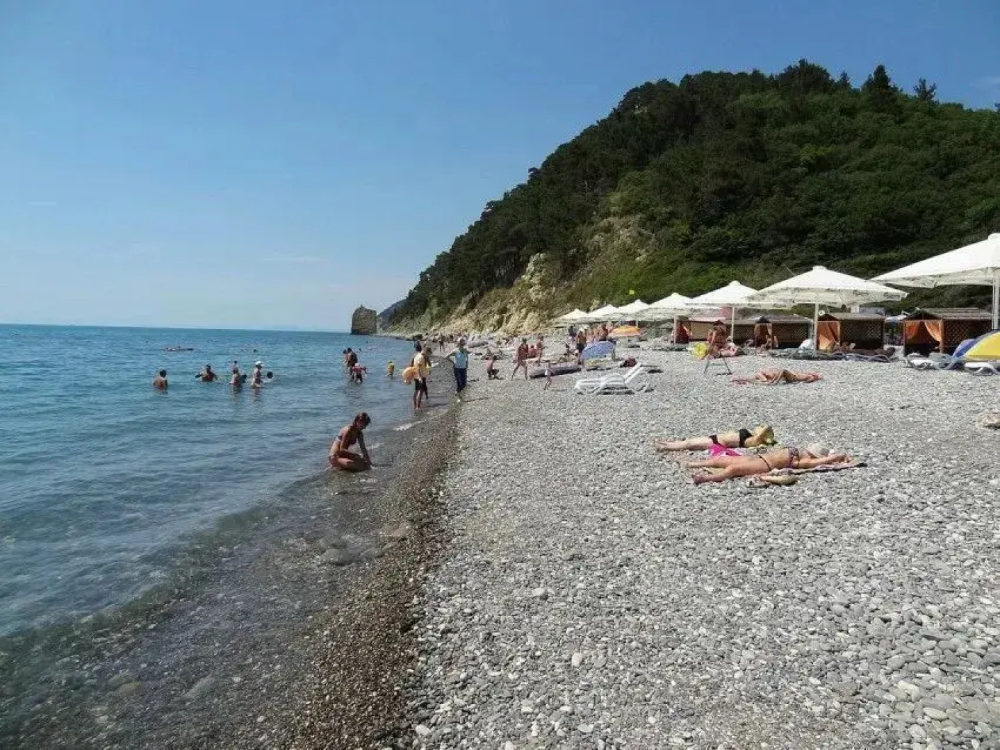 Апартаменты Комфортный семейных отдых у моря с видом на море и горы