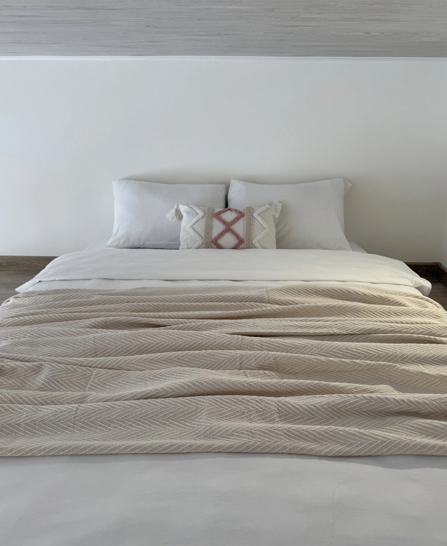 Апартаменты Двухуровневая студия KrasLoft в ЖК Преображенский на троих