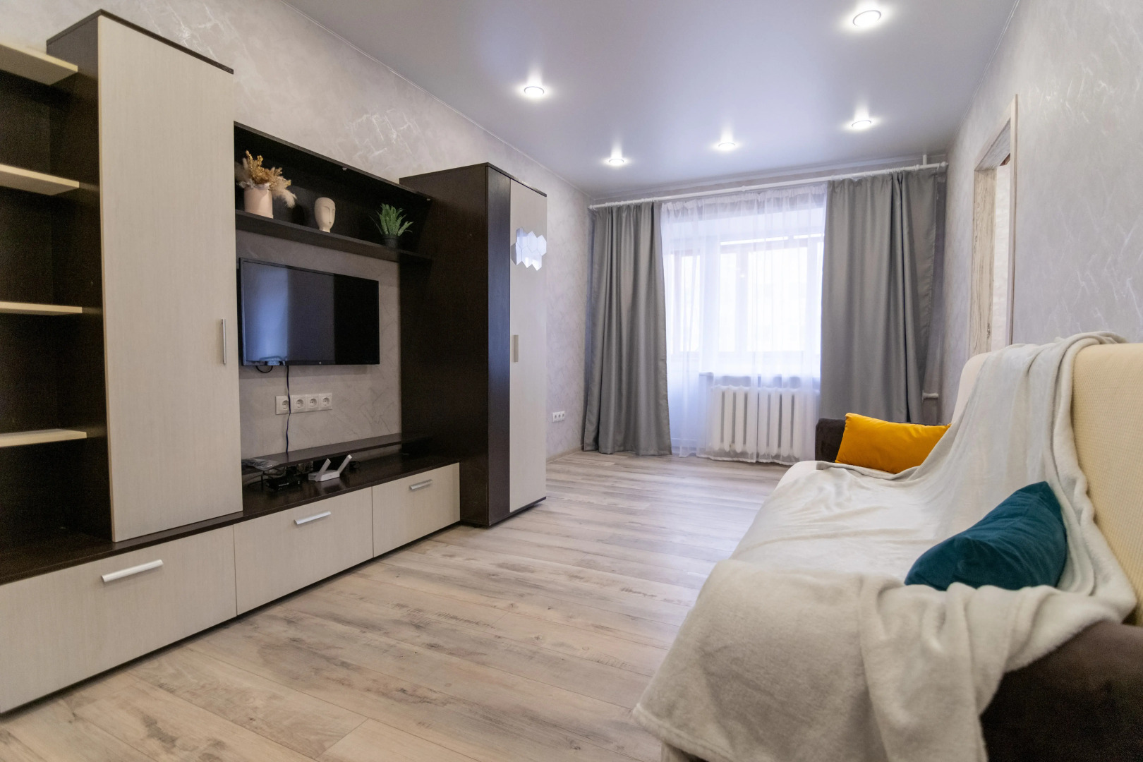 Апартаменты на главном проспекте города