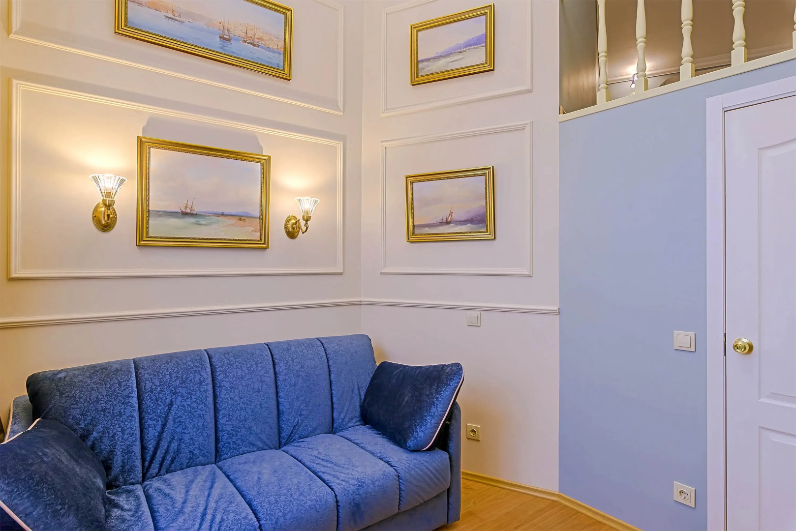 Квартира Двухкомнатная у Русского Музея в Доме Художников BookingSPB