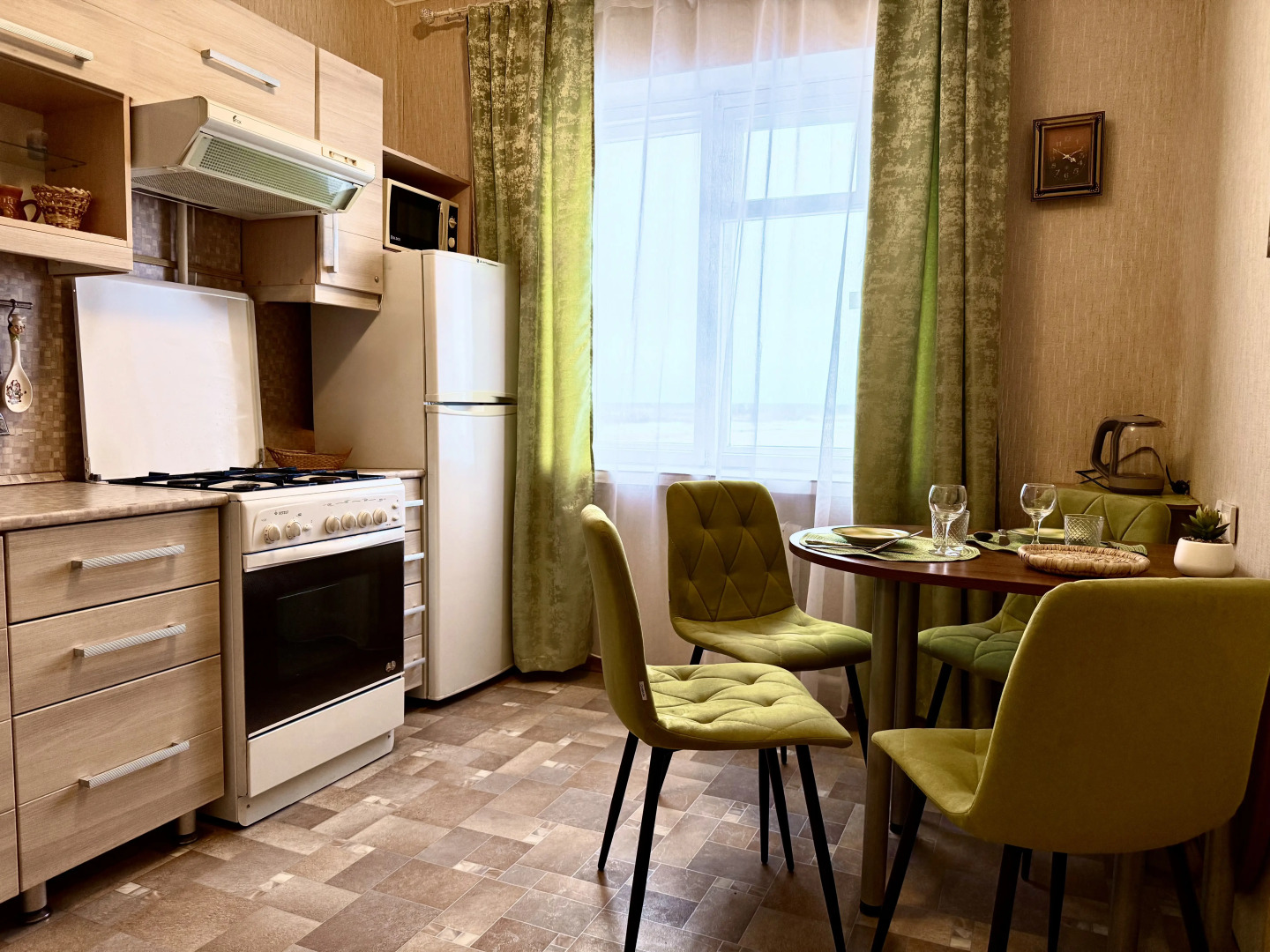 Квартира Двухкомнатная Your Home