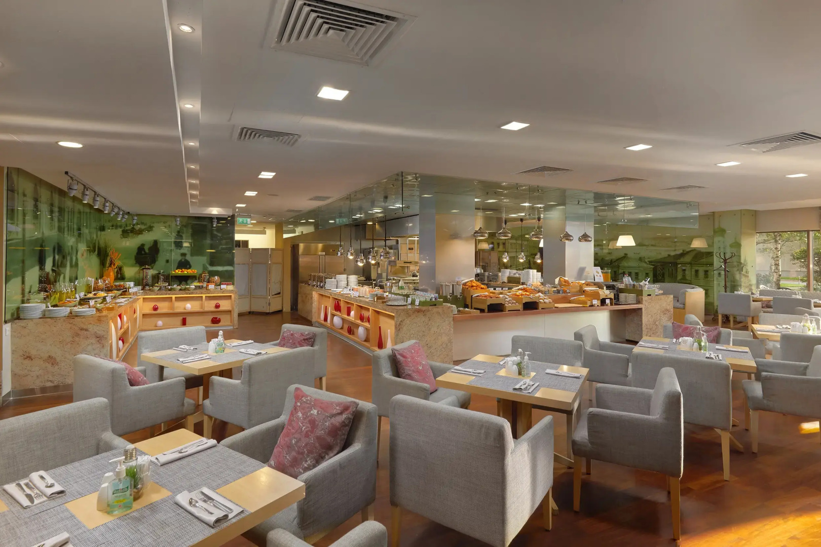 Plaza Garden Moscow WTC Hotel