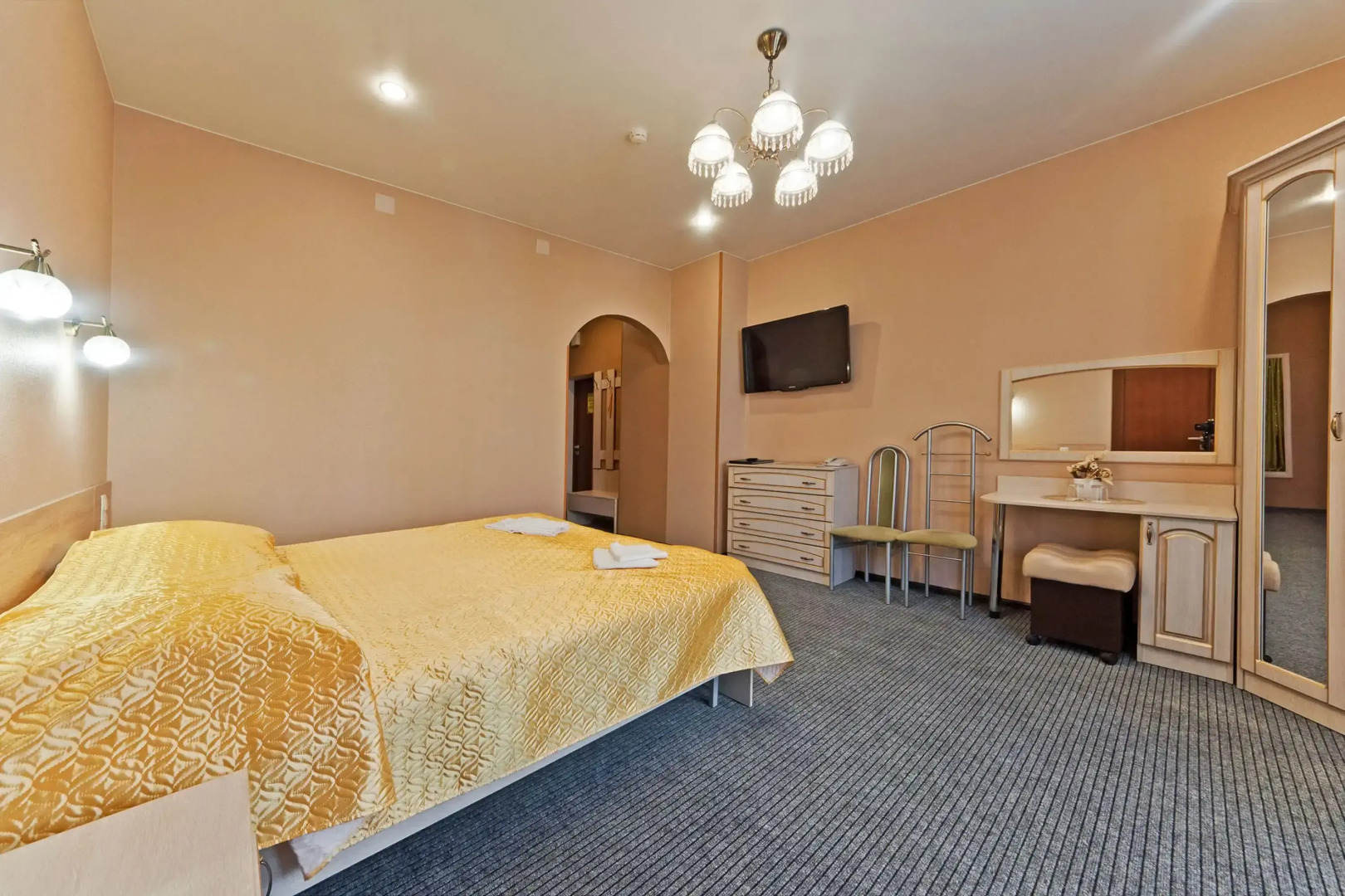 Отель Валерия