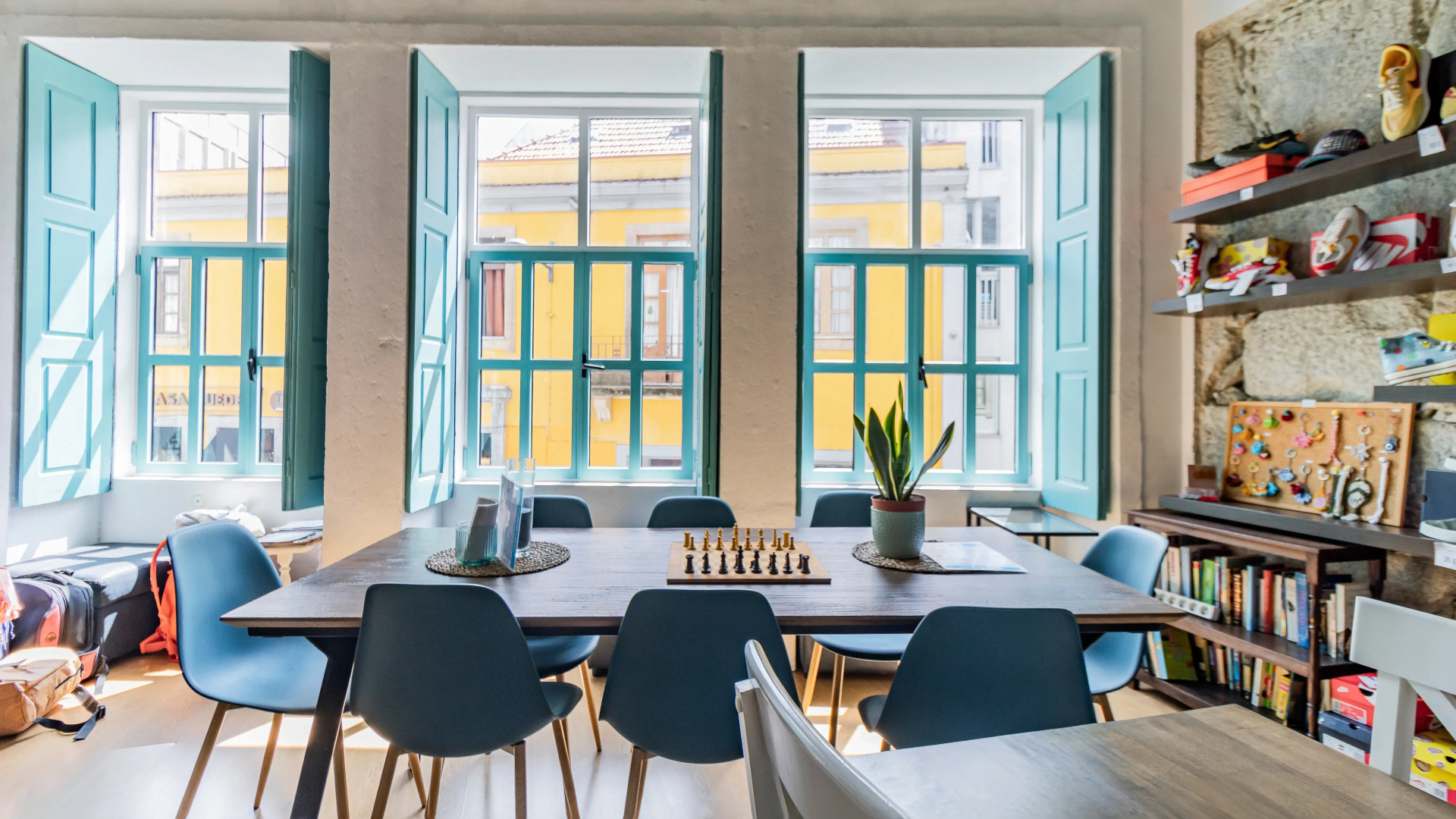 Хостел Invictus Hostel
